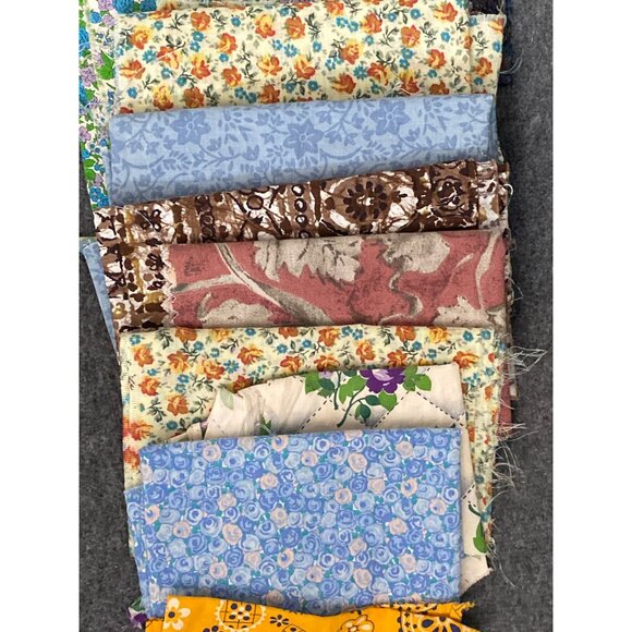 VTG Fabric Multi Floral Geometric Quilting Sewing Arts Crafts Remnants Lot of 12 - Picture 3 of 4